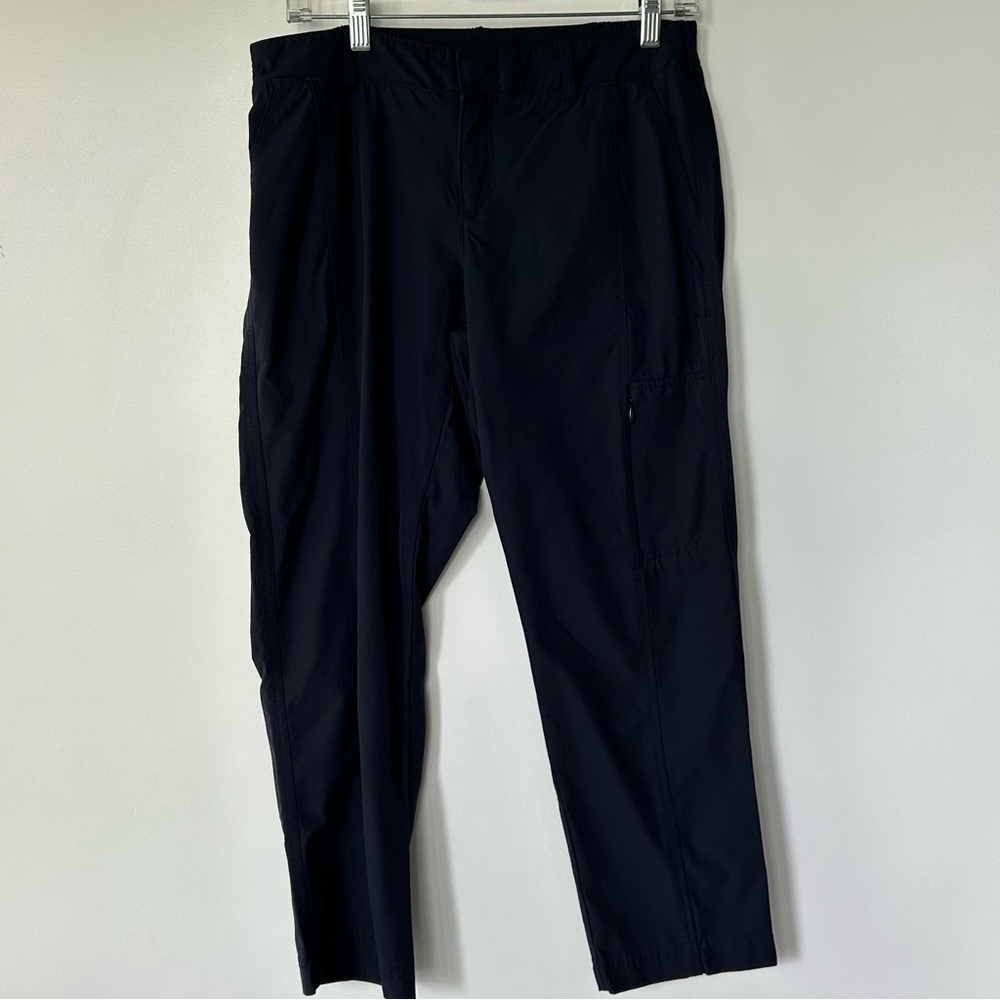 Kirkland Capri Pants